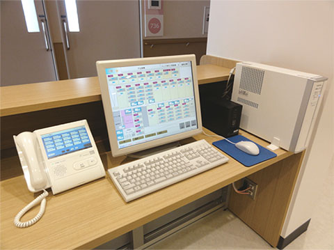 スタッフステーション（卓上型PC 親機）